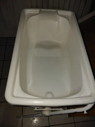 Banheira 50 reias menor preço pra vim buscar hoje 