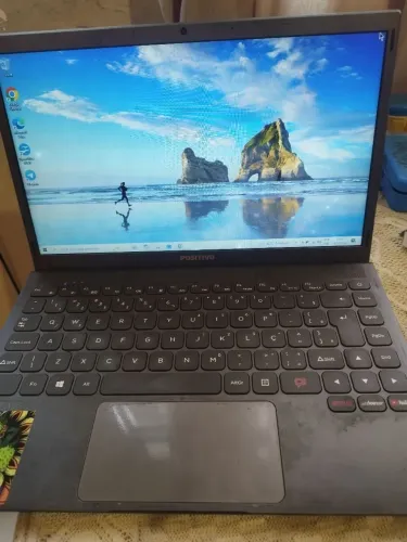 Notebook positivo 