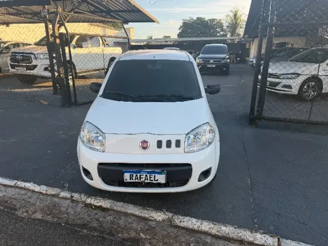 Fiat Uno Vivace 1.0 EVO Fire Flex 8V 3P 2014