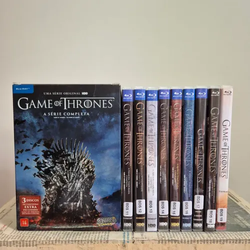 Game of Thrones- série completa em BD.