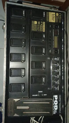 Vendo pedaleira LINE 6 pod XT live