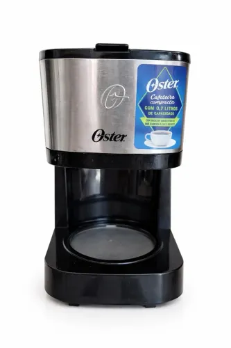 Cafeteira Elétrica Oster Compacta - Para Reparo ou Peças