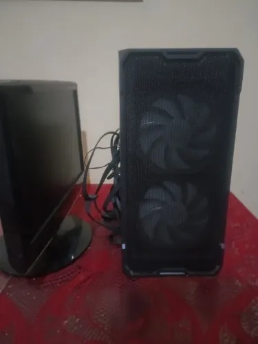 PC Gamer Ryzen 5 5600G | 16 GB | SSD 480 GB | Monitor 20"