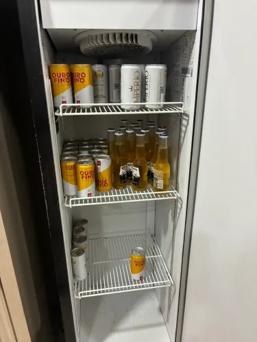Cervejeiro slim cervejeira gelopar 230 litros motor 110v