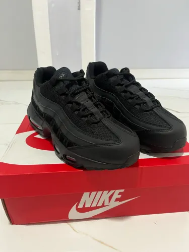 AIR MAX 95 BLACK (40)