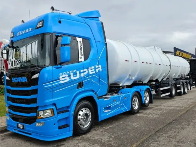 Scania R460 6x2 Super Ano 24 Baixo Km Carreta Tanque 4 Eixo GOTTI Ano 25 Multisetas bottom