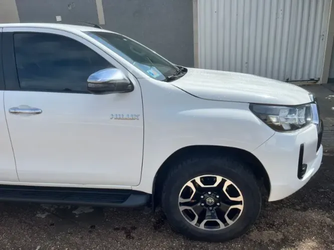 Toyota Hilux CD SRV 4X4 2.8 TDI Diesel Aut. 2022