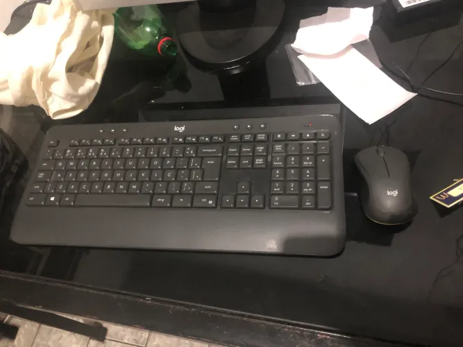 Teclado e mouse logi