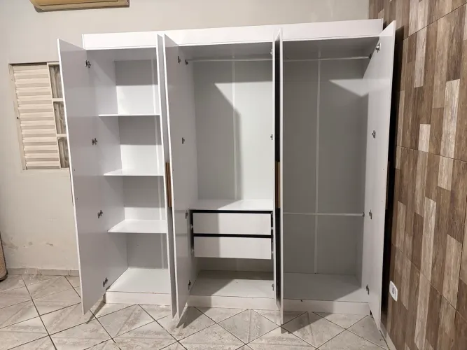 GUARDA ROUPA E ARMÁRIO DE COZINHA