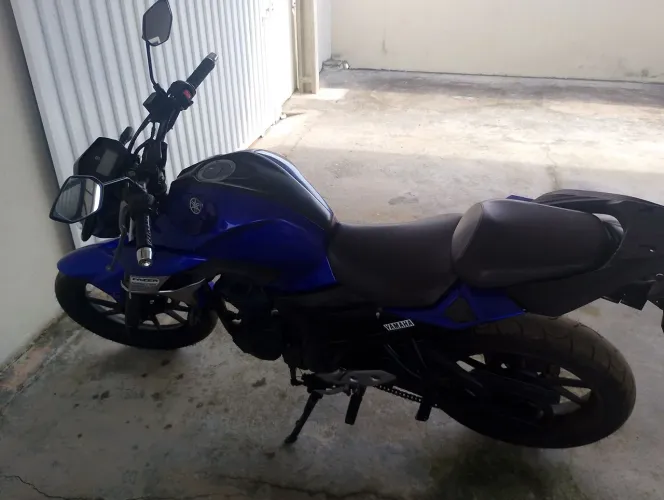 Fazer 250