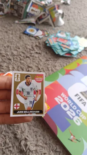 Figurinha Extra sticker original(Copa do mundo 2026)Jude Bellingham de ouro