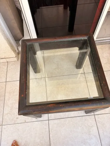 Mesa de centro madeira de lei com tampo de vidro de 10 cm blindex