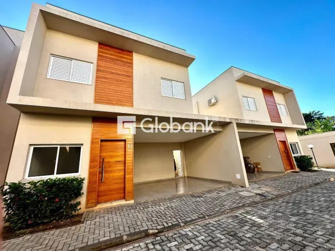Casa em Montes Claros, no bairro Loteamento Reserva Real, para venda ou locação.