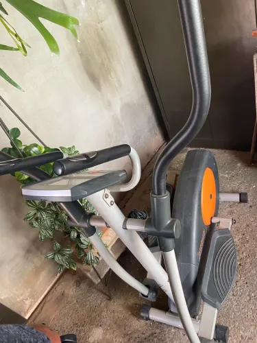 Elíptico para exercícios