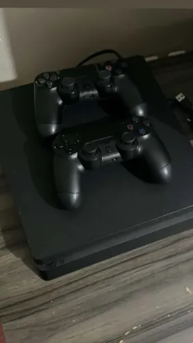Ps4 slim de 1 tb usado