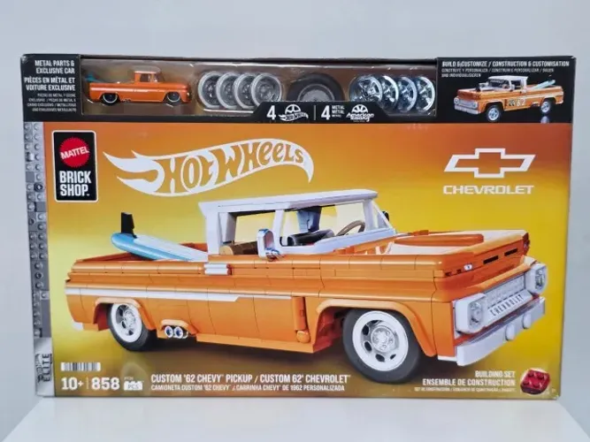 '62 Chevy Pickup + '62 Chevrolet - Hot Wheels Brick Shop 858 Peças