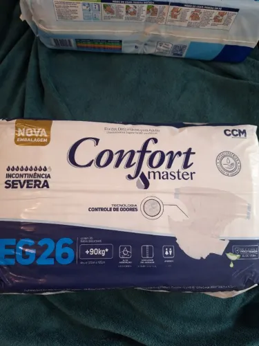 Vendo 1 pacote de fralda geriatrica Confort Master com 26 un. EG