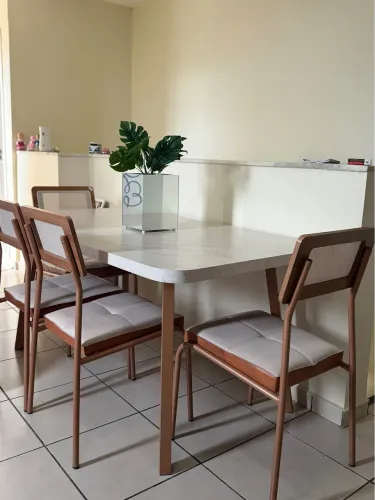 MESA JANTAR NOVA 4 ou 6 cadeiras