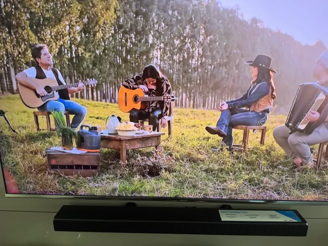 TV Samsung 4k 55? tela ultra fina + Soundbar Samsung
