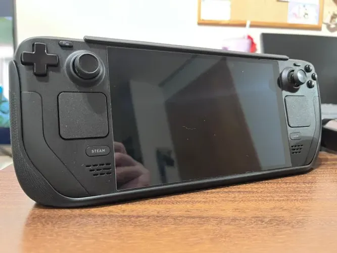 Steam Deck OLED 512GB, Grip e Case, Cartão de memória 128GB, Dock USB