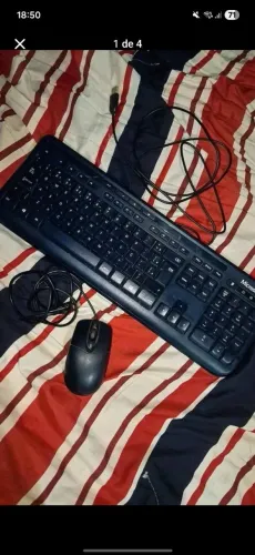 Teclado e mouse simples