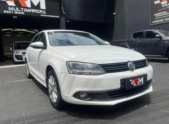 Volkswagen Jetta Comfortline 2.0 T.flex 8V 4P Tipt. 2013