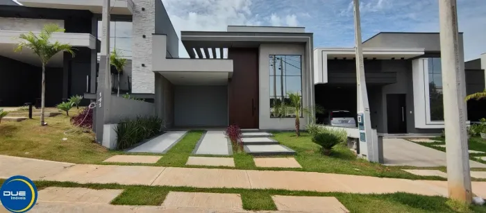 Casa de luxo em condomínio no Park Gran Reserve: 3 quartos, 3 suítes, 2 salas, 4 banheiros