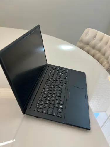 ASUS Vivobook Go 15 E1504GA i3-N305 8GB ? Para Conserto/Peças