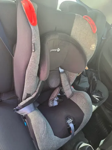 Cadeirinha de bebê para carro
