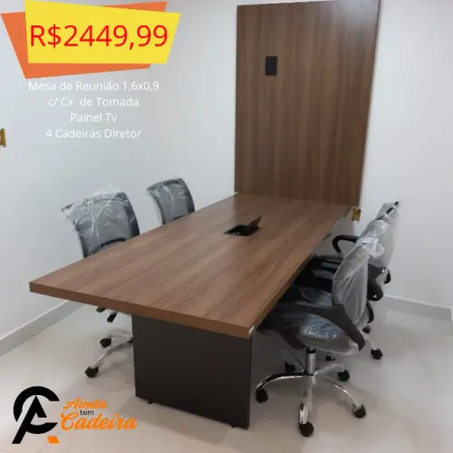 mesa de reuniao com 4 cadeiras e painel de Tv e caixa de tomada a pronta entrega Gratis