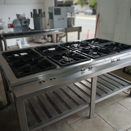 Fogão industrial inox 8 bocas chamas de 40 centímetros todas duplas
