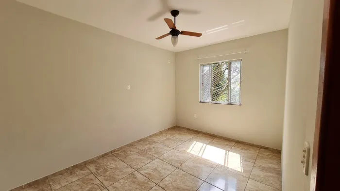 Alugo Apartamento no Acaiaca