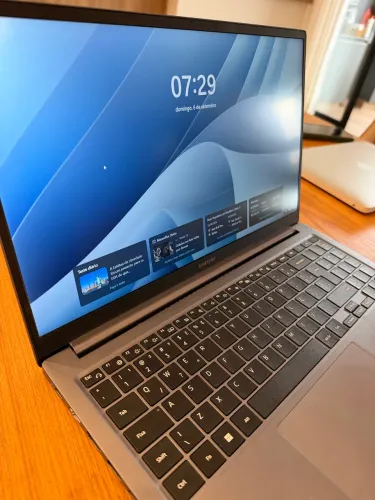Notebook Samsung Book4 I5