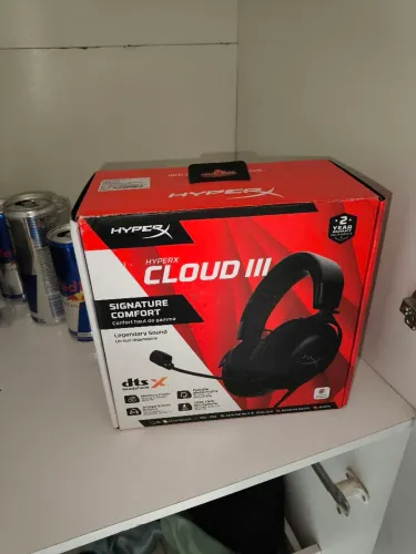HeadSet HyperX Cloud III Mobile/Pc/Console em Ótimo estado praticamente Novo