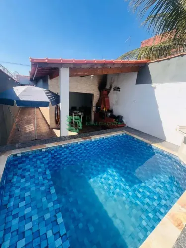 CASA COM PISCINA MONGAGUÁ -SP