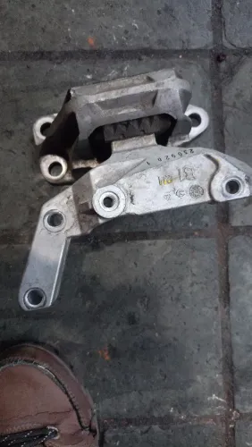Coxim motor Nissan kicks 2024