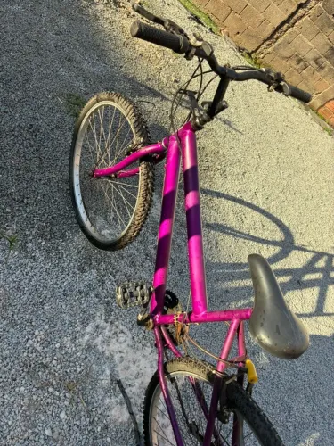 Bicicleta usada aro 26- Boa para uso diário