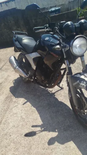Fazer 250
