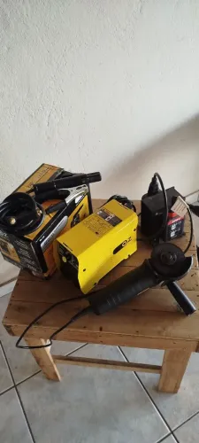 Vendo máquina de solda, maquita, transformador e máscara automática