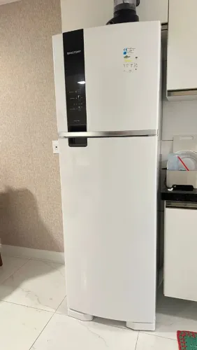 Geladeira Brastemp Frost Free 385L - R$ 1.800