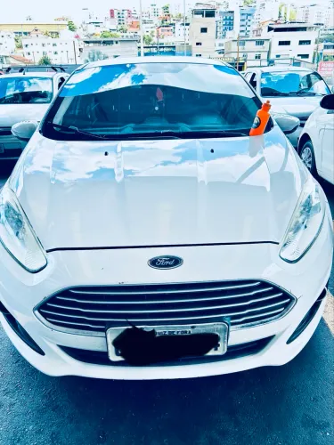 Ford Fiesta Sedan 1.6 16V Flex Aut. 2014