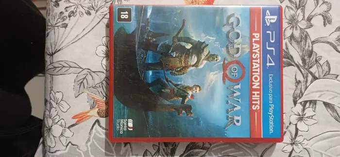 Vendo jogo de ps4 god of war 2018 original na caixa