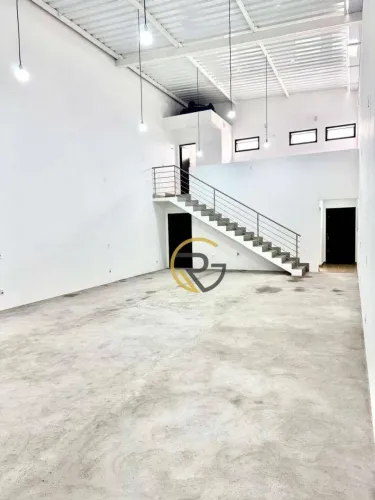 Salão para alugar, 165 m² por R$ 5.655/mês - Atibaia/SP