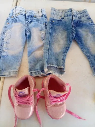 Roupa infantil de menina