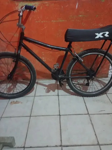 Bike arrumadinha aro 24
