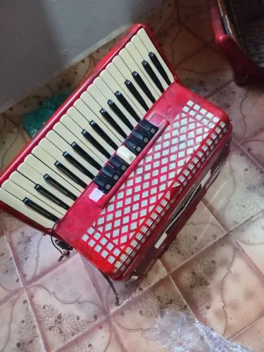 Sanfona 80 baixos