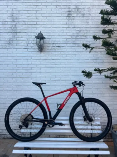 Bicicleta Modelo Caloi elite carbon Sport Vermelha Tamanho M