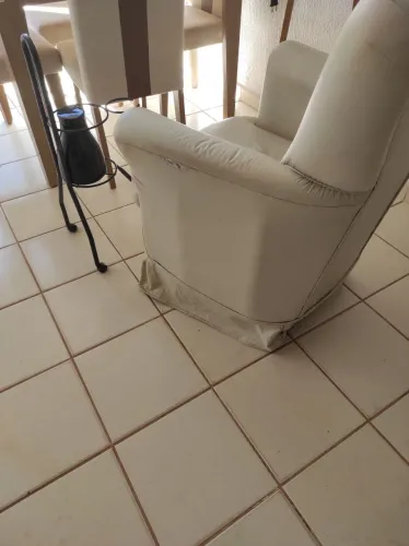 Vendo poltrona para amamentação 