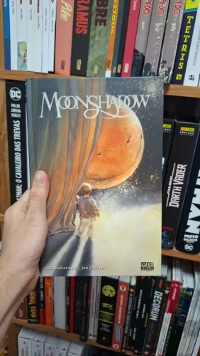 Moonshadow - Pipoca e Nanquim 