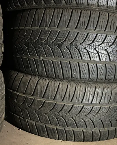 Par de pneus 17 Sonata , HR-V 215/55 R17 85% de borracha